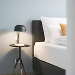 Deluxe Business Apartment 90Qm 2 Sz Und Buero Tiefgarage 3 Min Flughafen * ラインフェルデン＝エヒターディンゲン