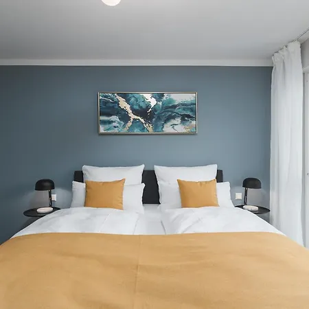 Deluxe Business Apartment 90Qm 2 Sz Und Buero Tiefgarage 3 Min Flughafen *
