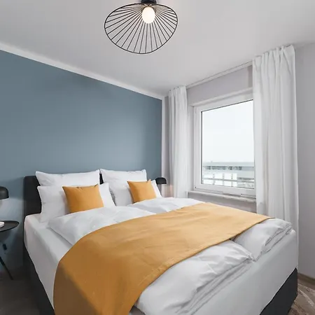 Deluxe 2 Schlafzimmer - Aufzug - Kostenlos Parken - Balkon - Messe Flughafen *